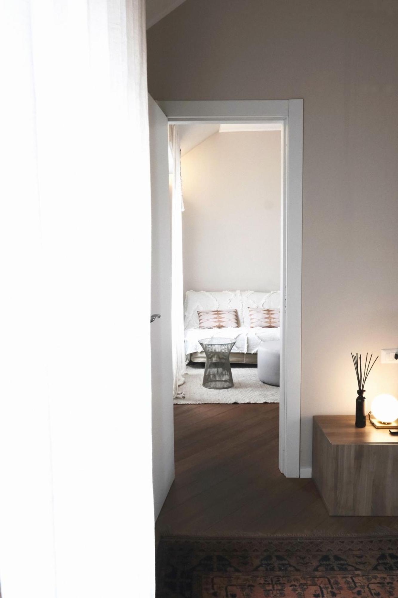 Comecasa Attic 5 Min Walk From Duomo Apartment *